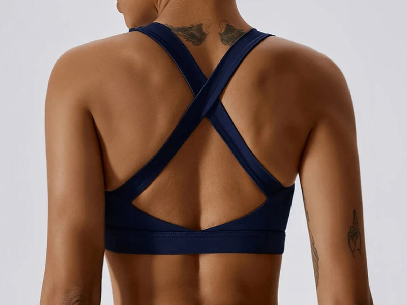 Cross-back top